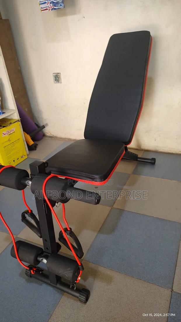 Adjustable Gym Bench · Photo 1