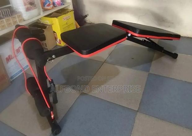 Adjustable Gym Bench · Photo 2