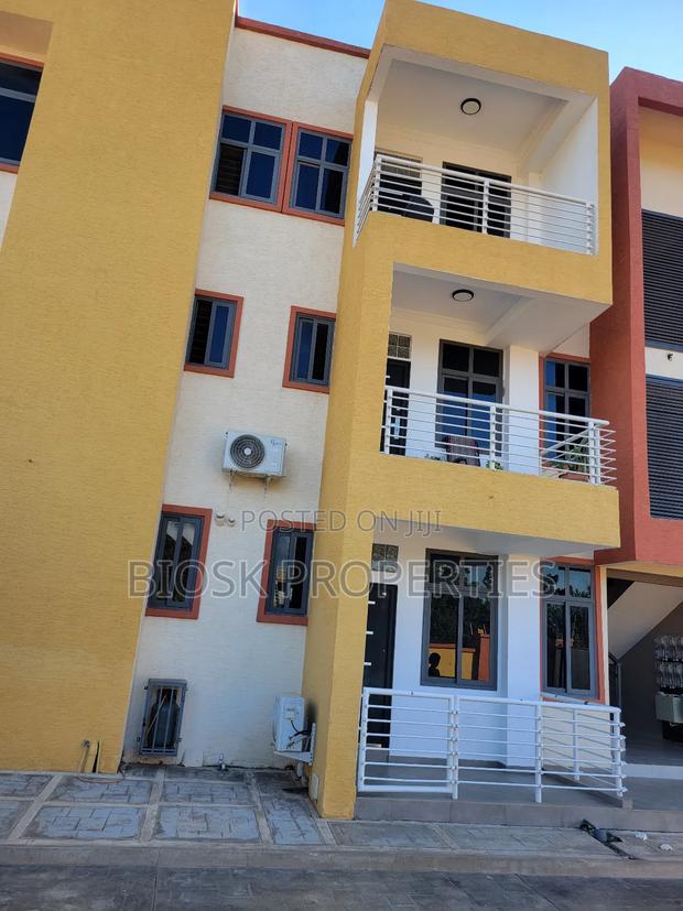 Furnished 2bdrm Apartment in Biosk Properties, Oyibi for rent · Photo 3