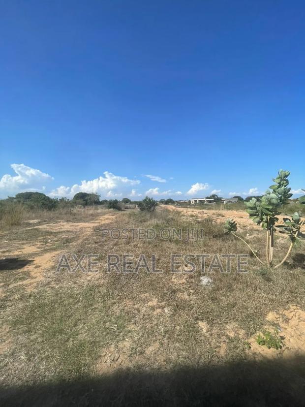 Pick Plot at Discount Price - Prampram Beach Lane · Photo 1