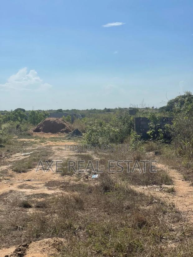 Legal Site Plan and Indenture on Half Plot - Prampram · Photo 2