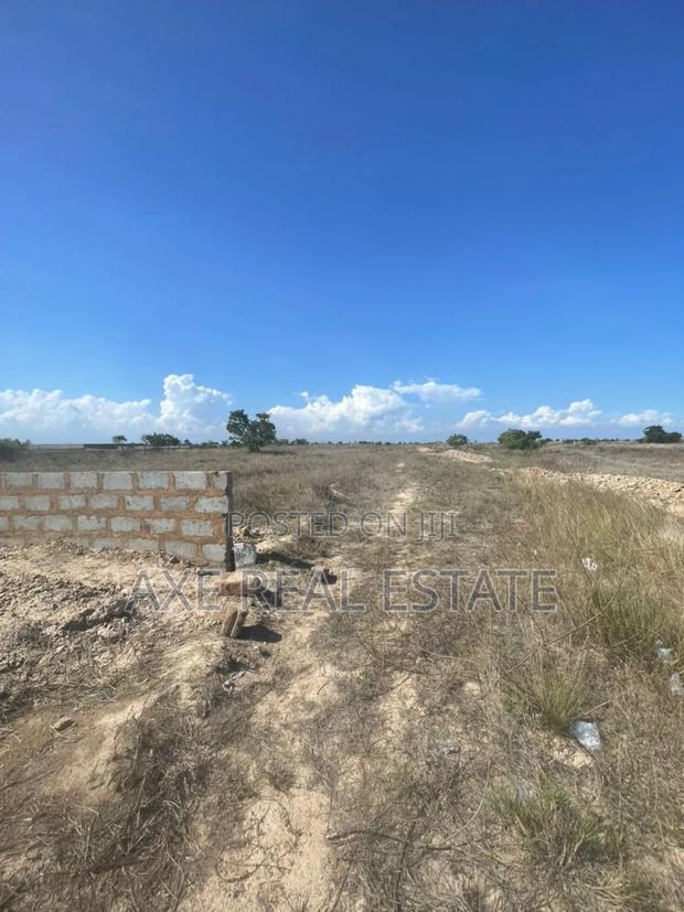 Standard Discounted Full Plot at Prampram Beach Road · Photo 1