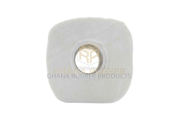 Mini Jumbo Toilet Paper For Dispenser 18cm (6pcs) · Photo 3