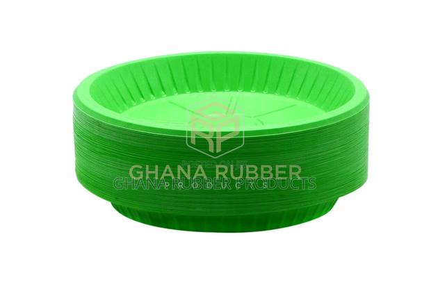 Plastic Plates (7 Inch) ( 500pcs) · Photo 3