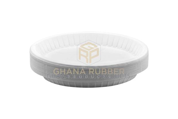 Plastic Plates (9 Inch) ( 500pcs) · Photo 4