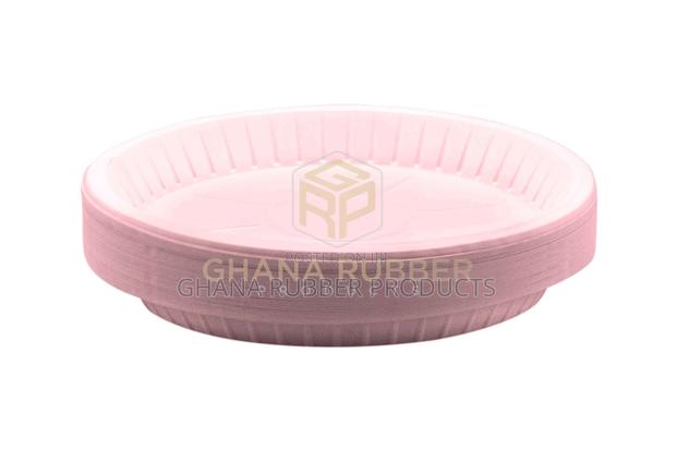 Plastic Plates (9 Inch) ( 500pcs) · Photo 5