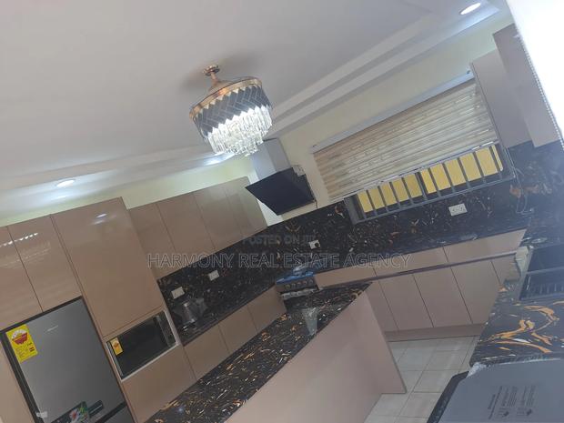 Furnished 5bdrm House in West Legon for rent · Photo 7