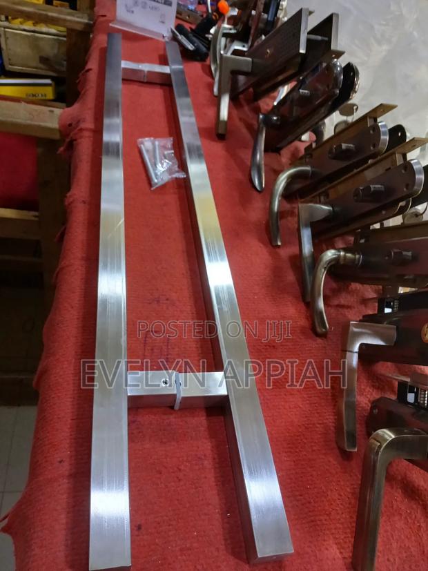 3ft Square Stainless Steel Pull Handle (Heavy) · Photo 1