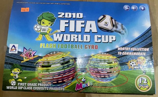 2010 FIFA World Cup Flash Football Gyro · Photo 1