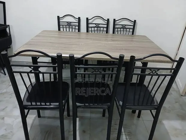 Qquality Brand New Dinning Set · Photo 1