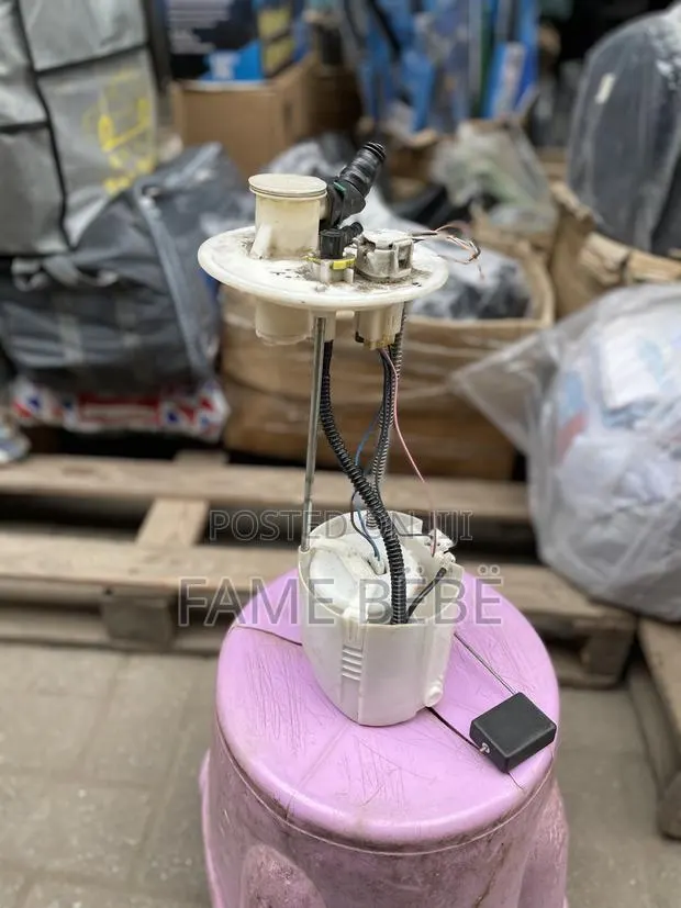 Toyota Yaris Fuel Pump · Photo 1