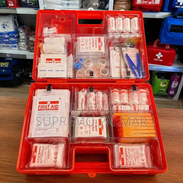 FastCare GKB300 Workplace Safety Kit 100-Person First Aid Box · Photo 1