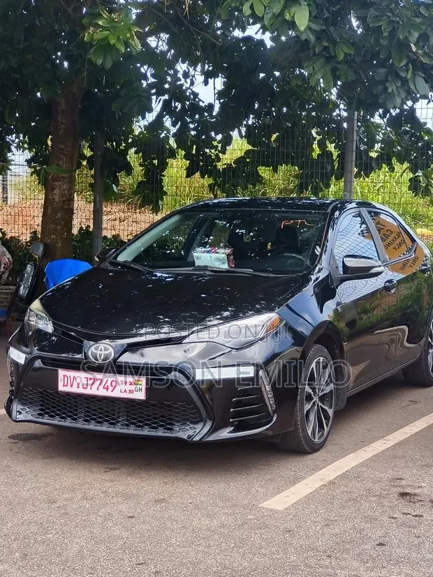 Toyota Corolla 2019 Black · Photo 1