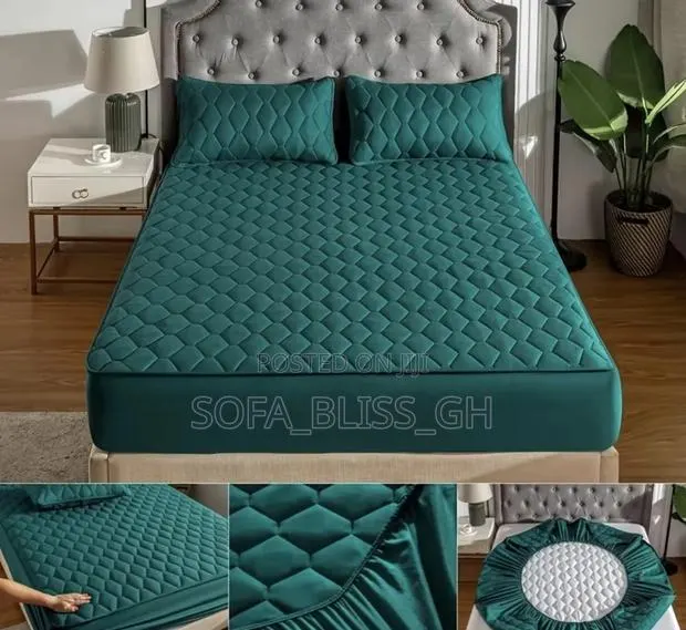 Waterproof Bed Covers for Double Size Mattresses · Photo 1