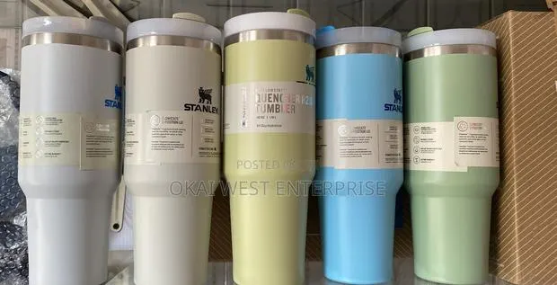 Stanley the Quencher H20 Cup 40 Oz · Photo 1
