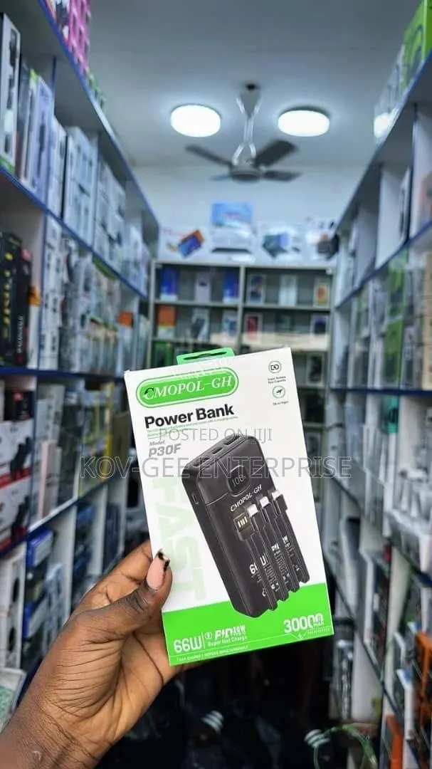 30,000mAh Portable Power Bank · Photo 1