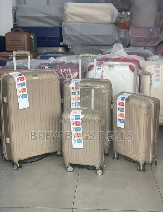 Premium Quality AK 4set Fiber Unbreakable Traveling Bag. · Photo 1
