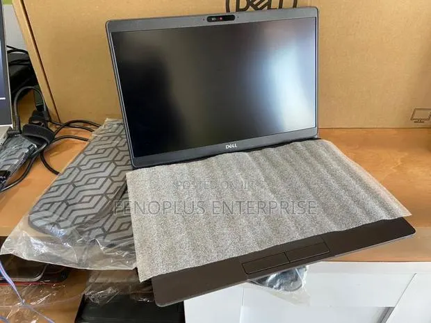 Laptop Dell Latitude 5300 8GB Intel Core i5 SSD 256GB · Photo 1