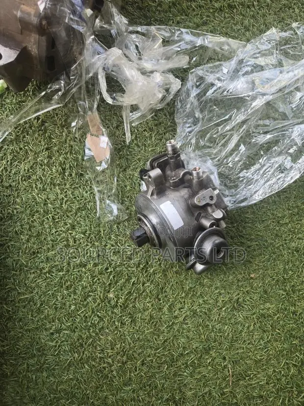 Cayenne Turbo High Pressure Fuel Pum · Photo 1