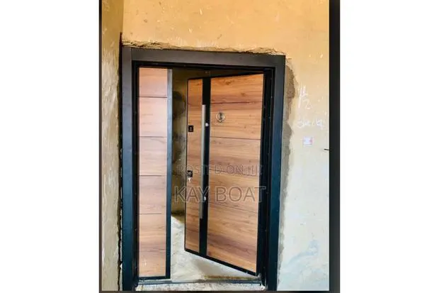 A Bold One and Half Door · Photo 1
