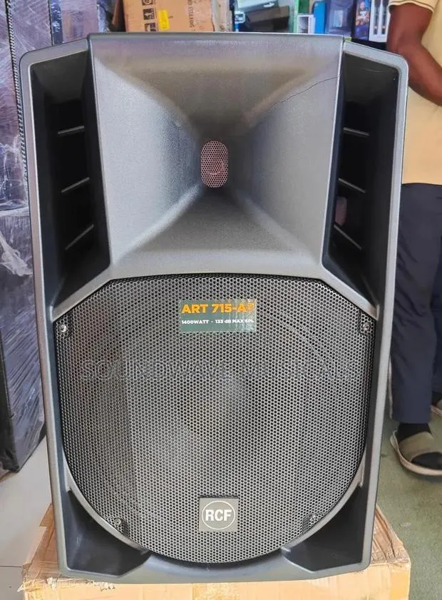 RCF -Art 715-a Active Speaker ( Watt 1400) · Photo 1