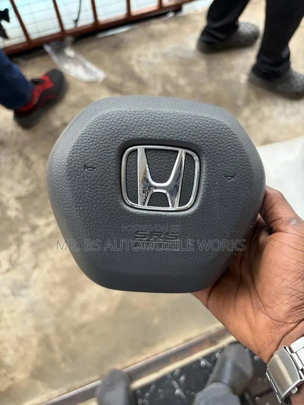 Honda CRV OEM Airbag Cover 2023-2026 · Photo 1
