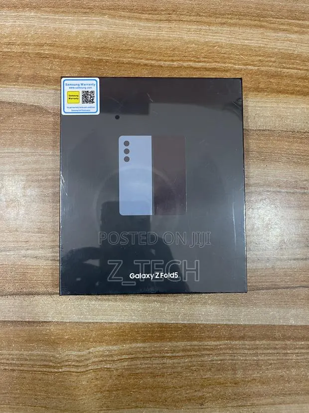 New Samsung Galaxy Z Fold 5 256 GB Silver · Photo 1