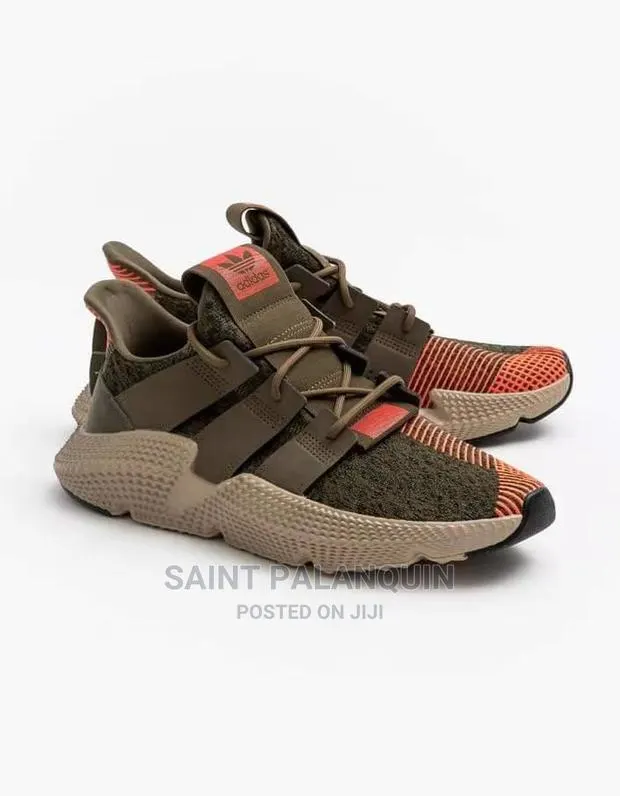 Adidas Sneaker · Photo 1