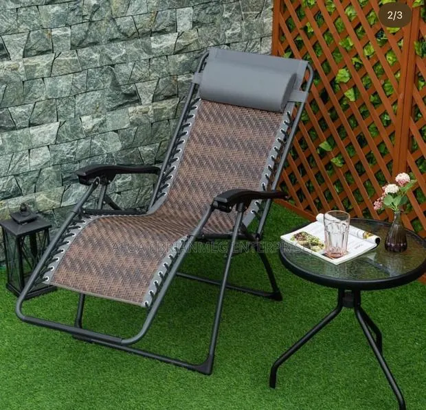 Foldable Relaxing Chair · Photo 1