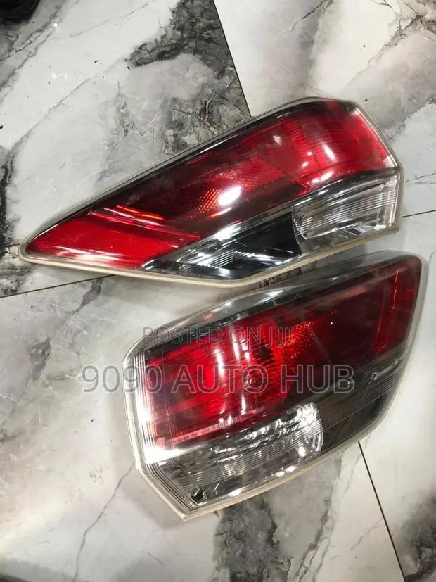 2014–2017 Toyota Highlander Taillight (Foreign Used – Premium OEM) · Photo 1