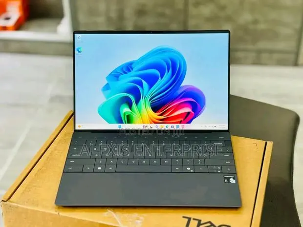 New Laptop Dell XPS 13 32GB Qualcomm Snapdragon X Elite SSD 1T · Photo 1