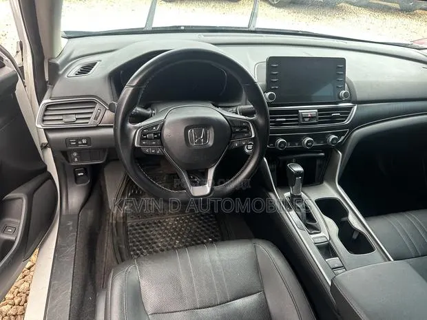 Honda Accord EX-L 1.5T 2021 White · Photo 1