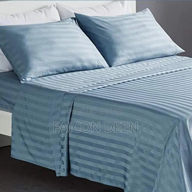 Built for Busy Hospitality Use (2 Cotton Hotels Sheets ,4 Pillow Cases · Photo 1
