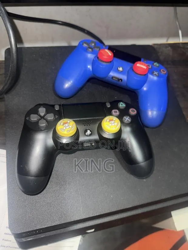 PS4 Slim Online/Offline Account · Photo 1