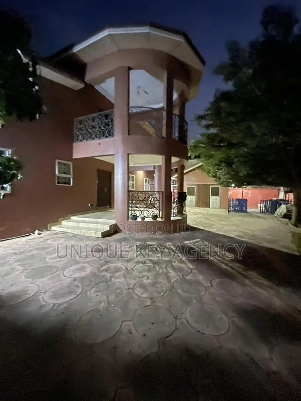 2bdrm Apartment in Unique Key Agency, Airport Residential Area for rent · Photo 1