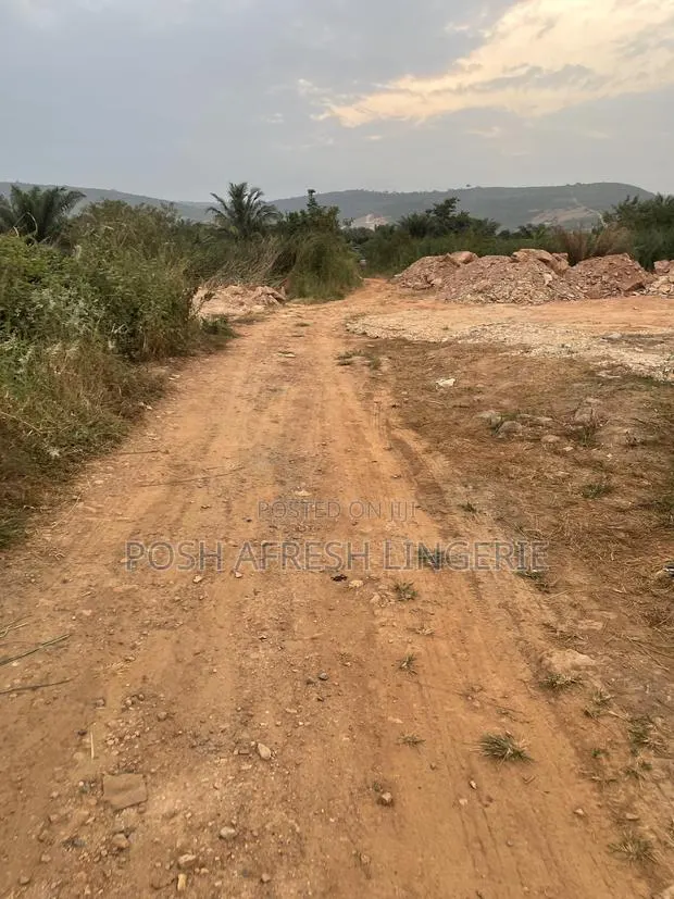 Plot Residential Land for Sale · Photo 1