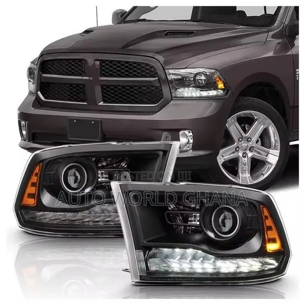 Dodge Ram 1500 2009-2018 Led Headlight · Photo 1