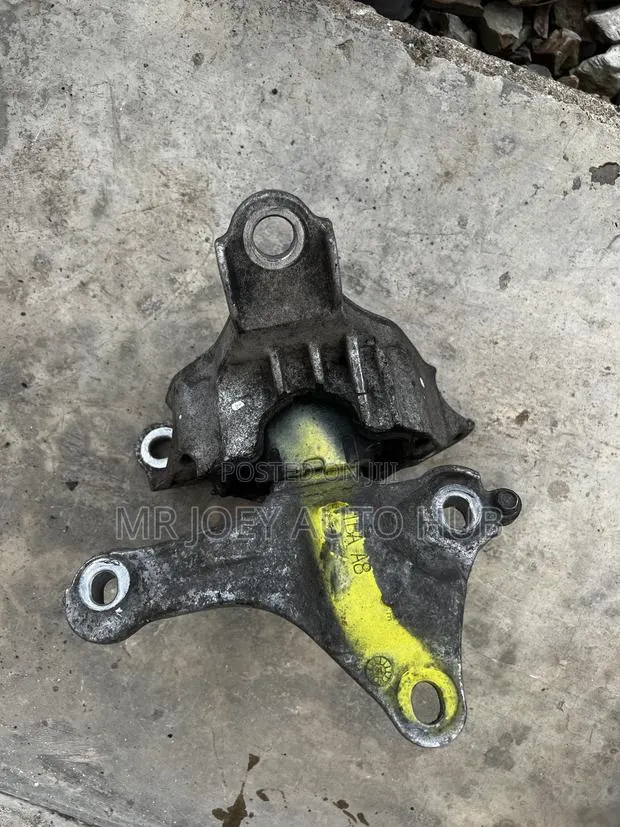 Honda Civic 2016 2017 2018 2019 2020 2021 Gearbox Seat 2.0L · Photo 1