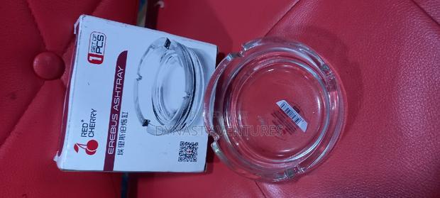 Cute Glass Ash Tray · Photo 8
