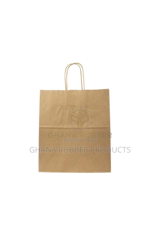 Shopping Paper Bags Medium (300pcs) · Photo 1
