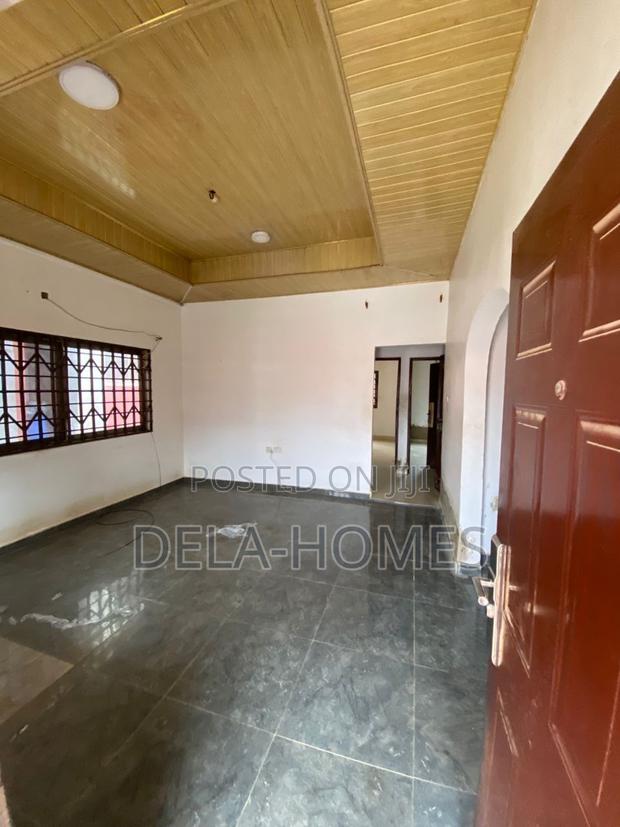 2bdrm Apartment in Madina Un for rent · Photo 2