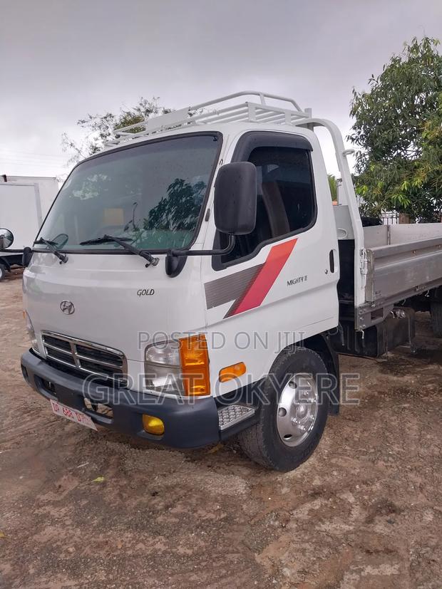 Hyundai Mighty Truck · Photo 1