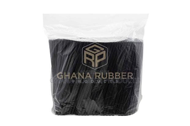 Straws 8mm Black (20 Packets) · Photo 1