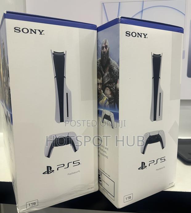 Sony - Playstation 5 Slim Console · Photo 3