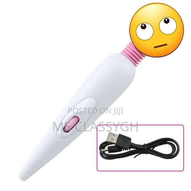 Female Rechargeable Massage Masturbator Shock Av Vibrator · Photo 1