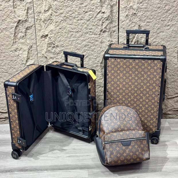 Suitcases and Backpack Set · Photo 7