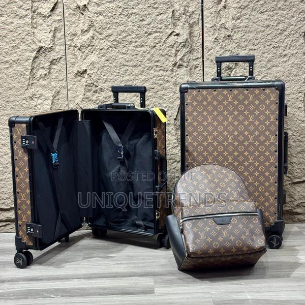 Suitcases and Backpack Set · Photo 2