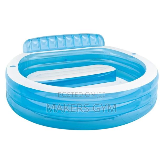 Swimming Pool. (Sit Up) · Photo 2
