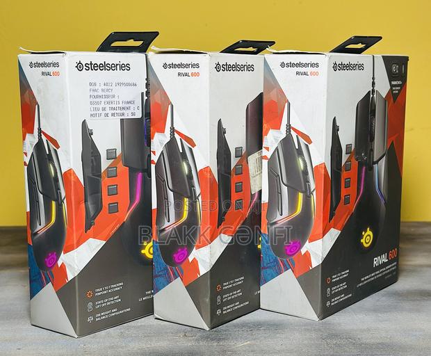 Steelseries RIVAL 600 RGB Gaming Mouse · Photo 2
