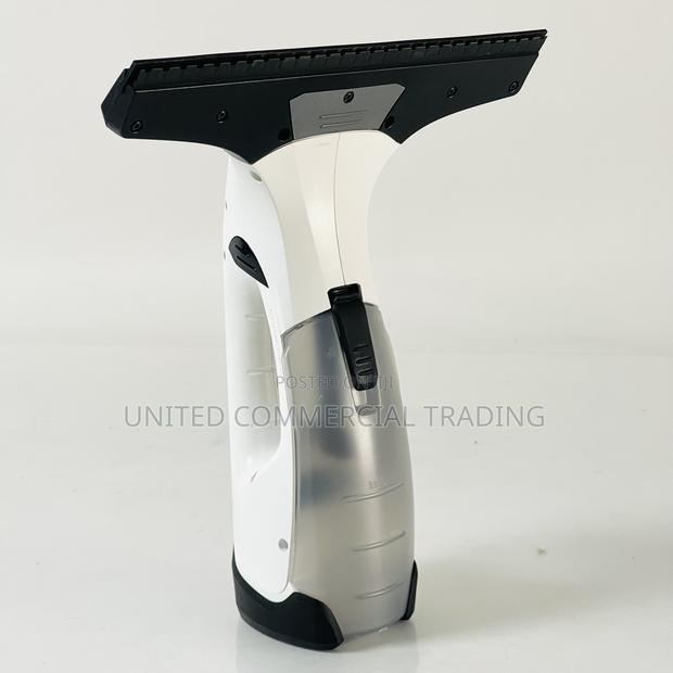 Window Vacuum Cleaner · Photo 1